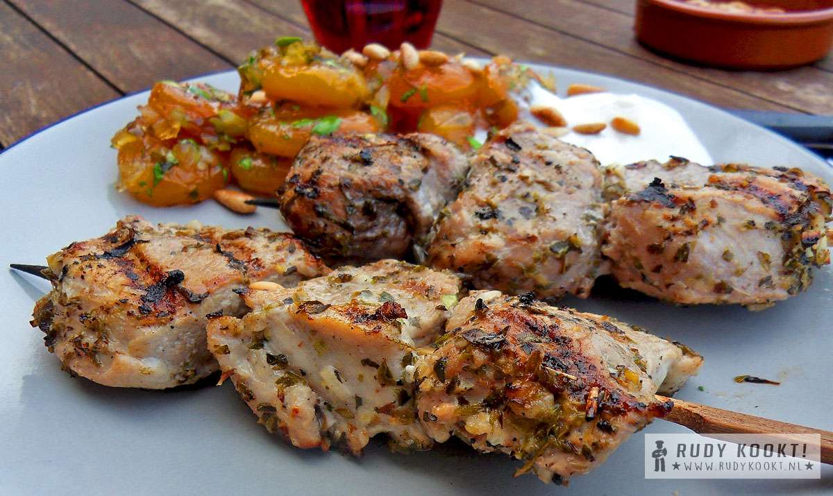 Gegrilde varkenshaas met honing abrikozen Gegrilde varkenshaas met honing abrikozen